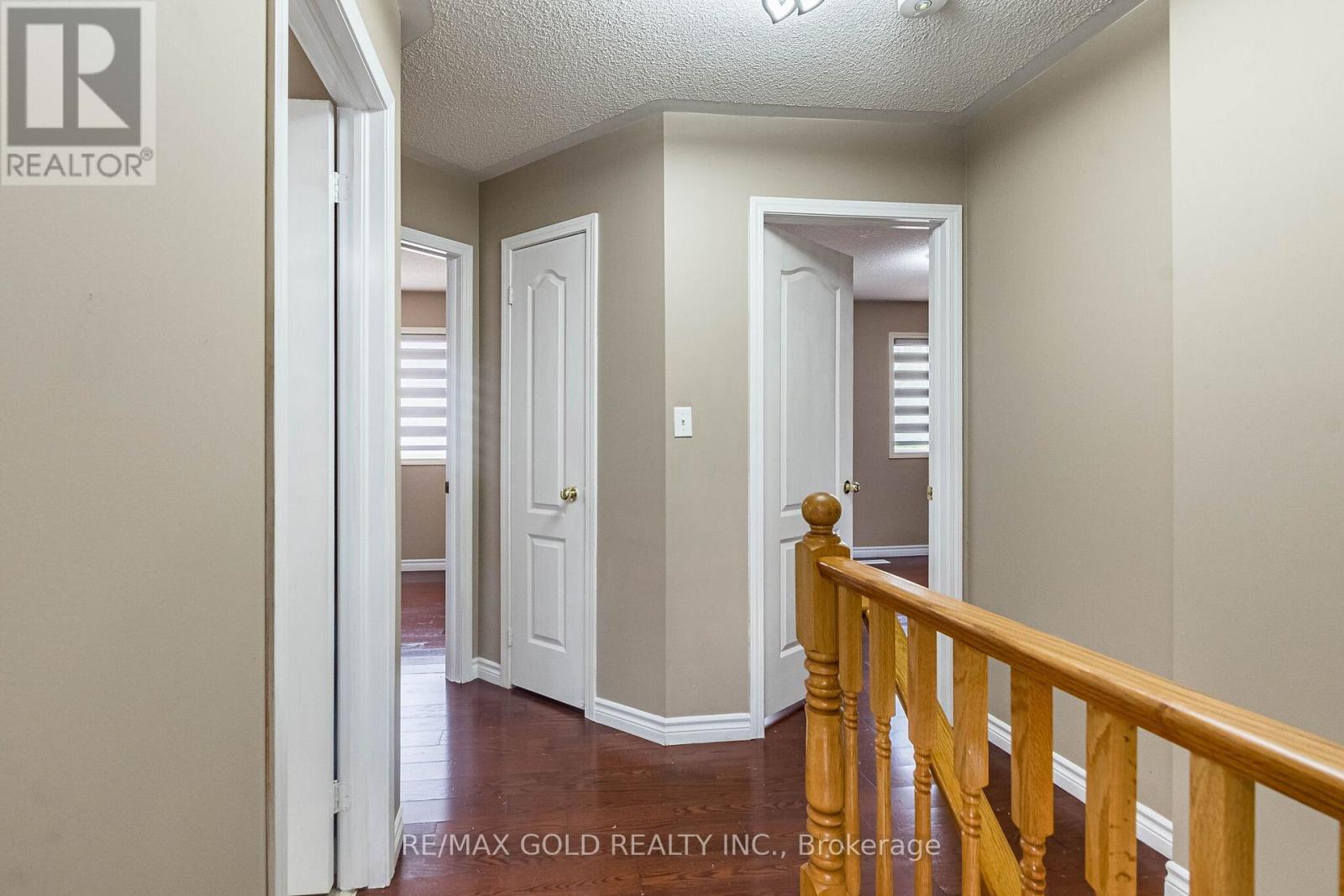 34 WORTHINGTON AVENUE - 20