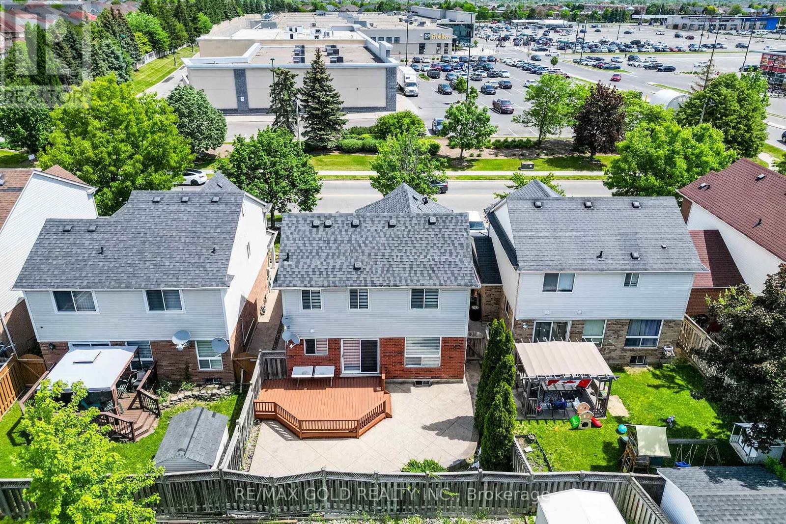 34 WORTHINGTON AVENUE - 38