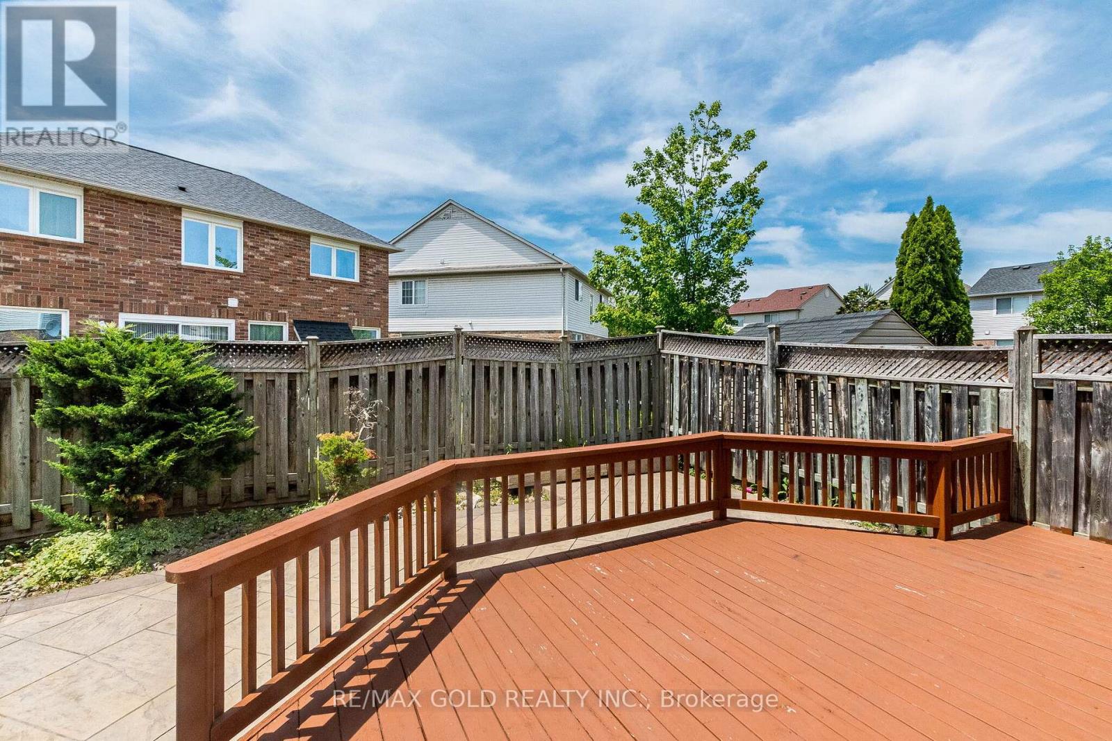 34 WORTHINGTON AVENUE - 37