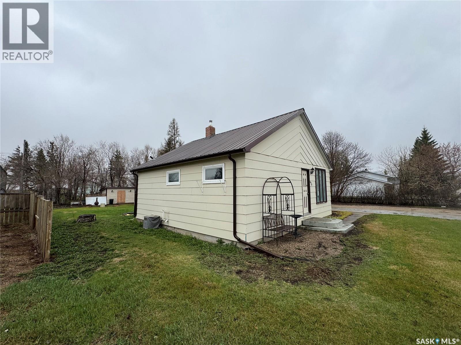 620 2nd AVENUE - 14