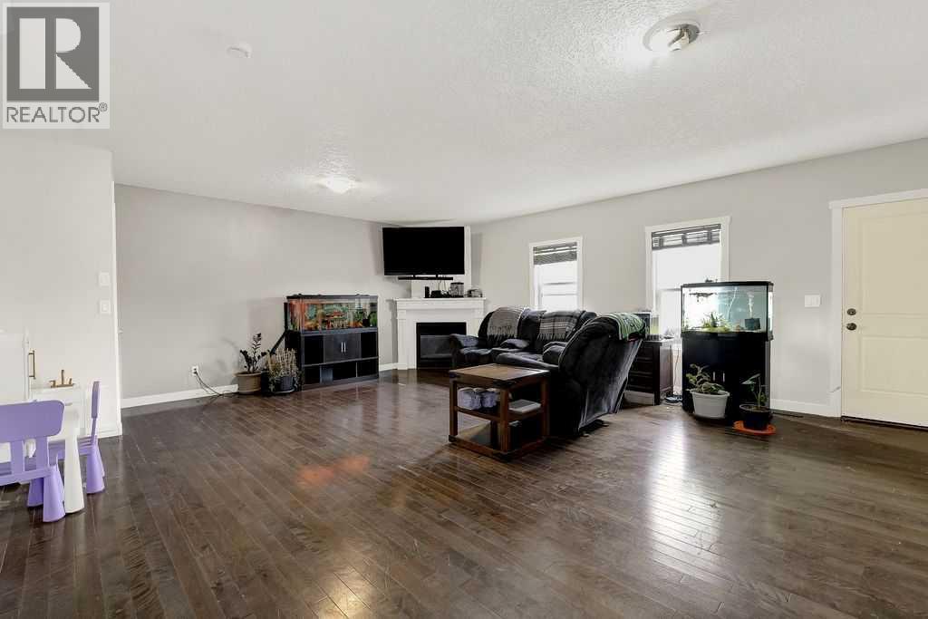 9468 93 Street — photo 16