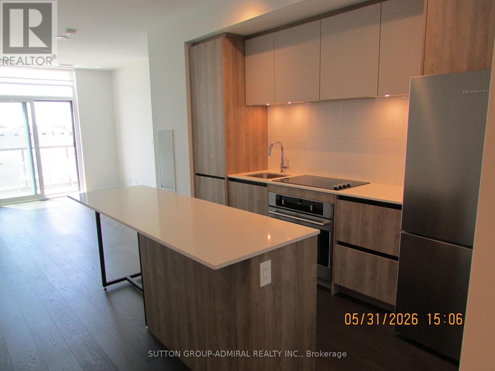 #414 8 BEVERLEY GLEN BOULEVARD - 2