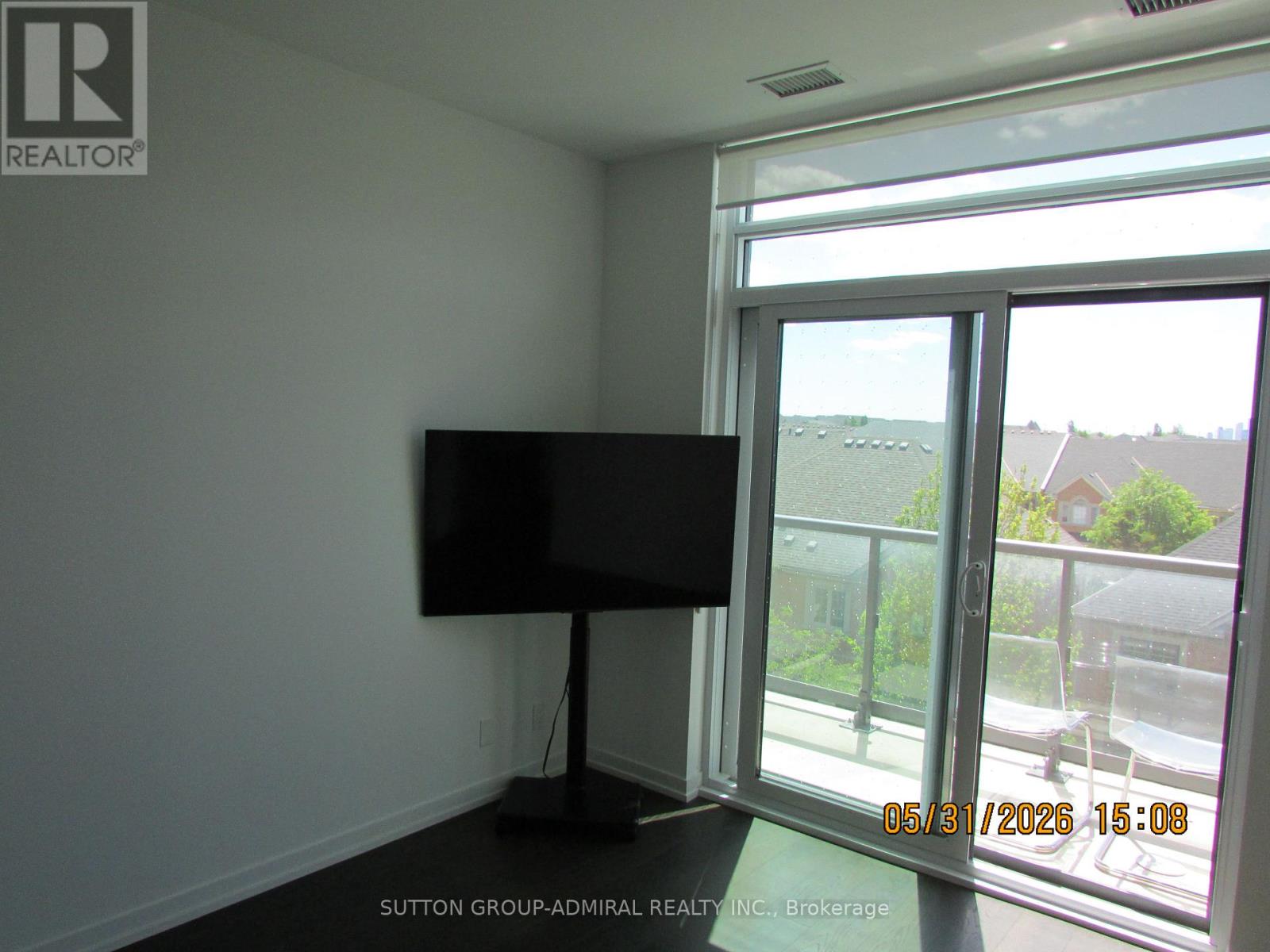 #414 8 BEVERLEY GLEN BOULEVARD - 6