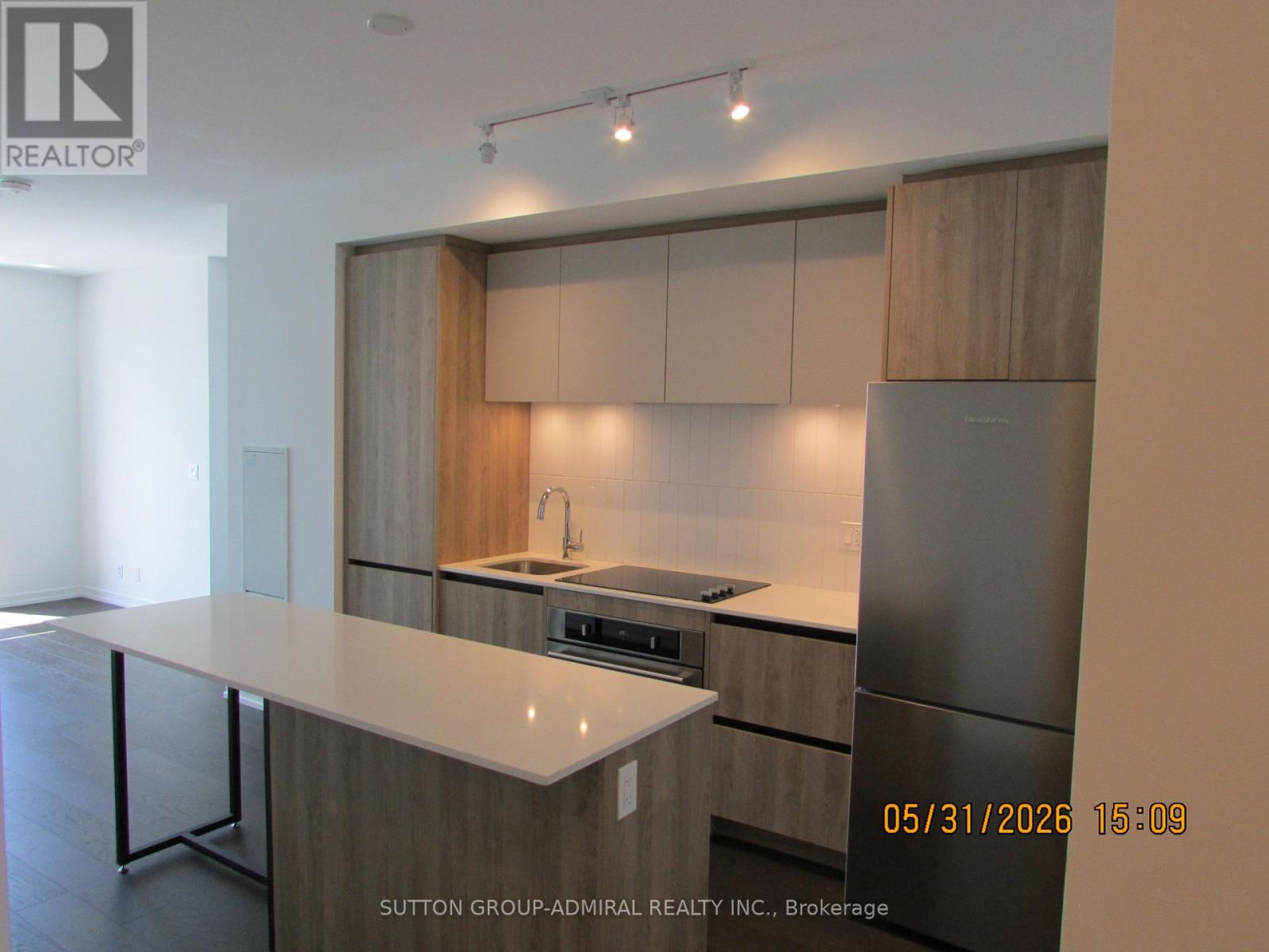 #414 8 BEVERLEY GLEN BOULEVARD - 7