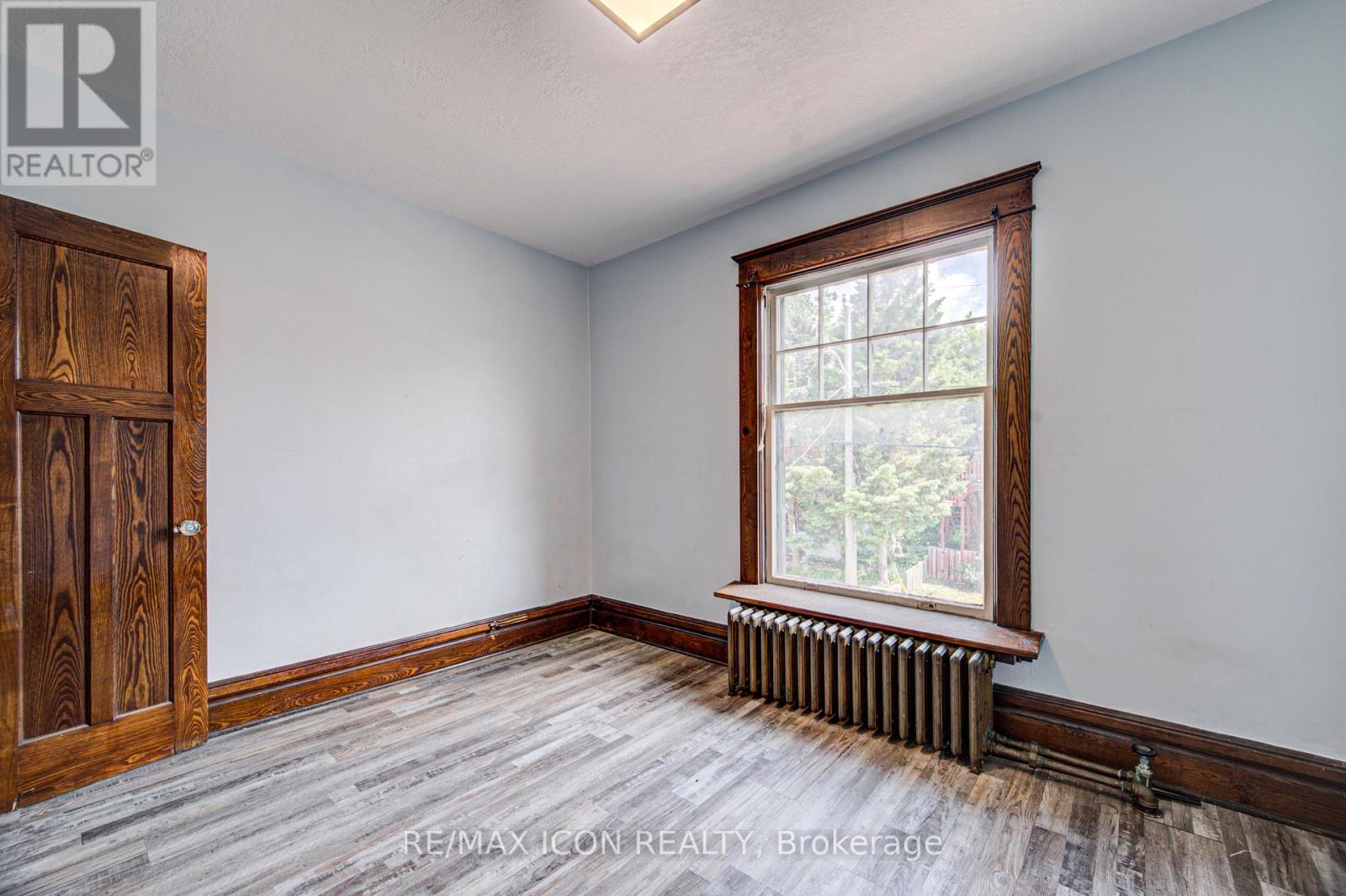 59 IRVIN STREET - 29