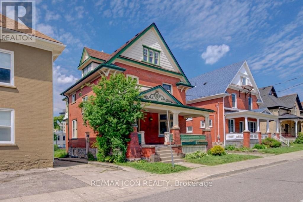 59 IRVIN STREET - 2