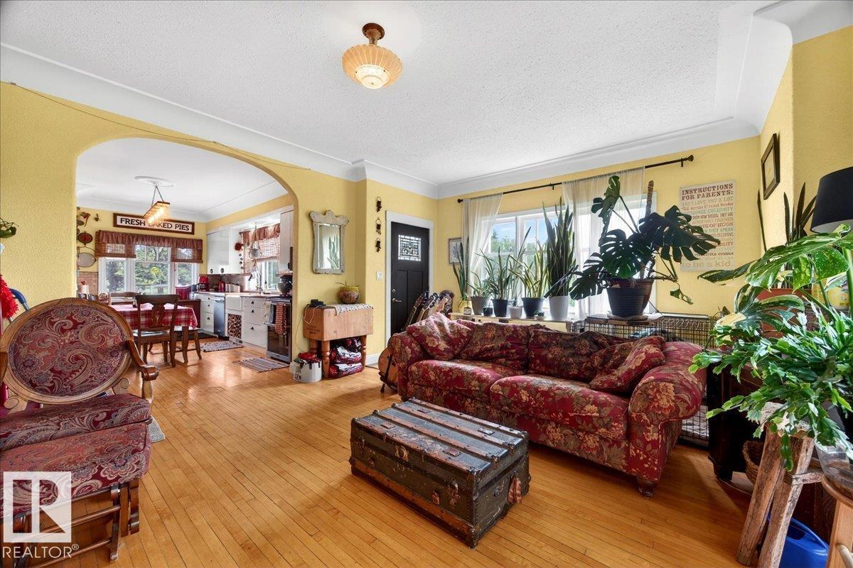 572004 Highway 857 - 9