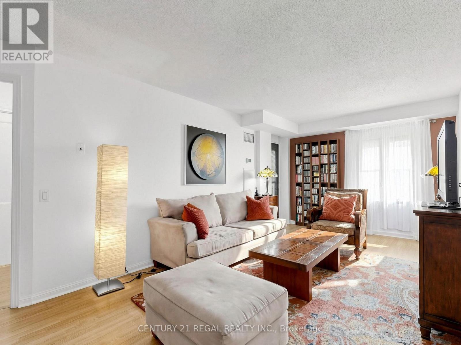 #336 650 LAWRENCE AVENUE W - 5