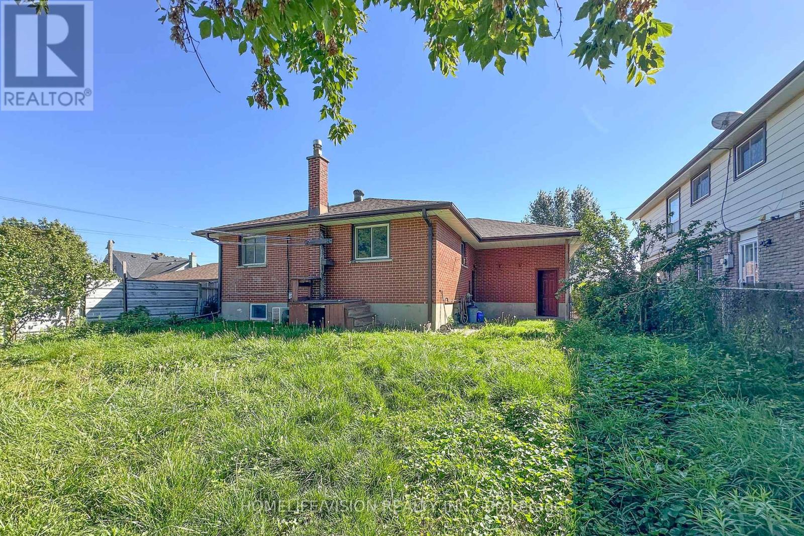 530 DEAN AVENUE - 1
