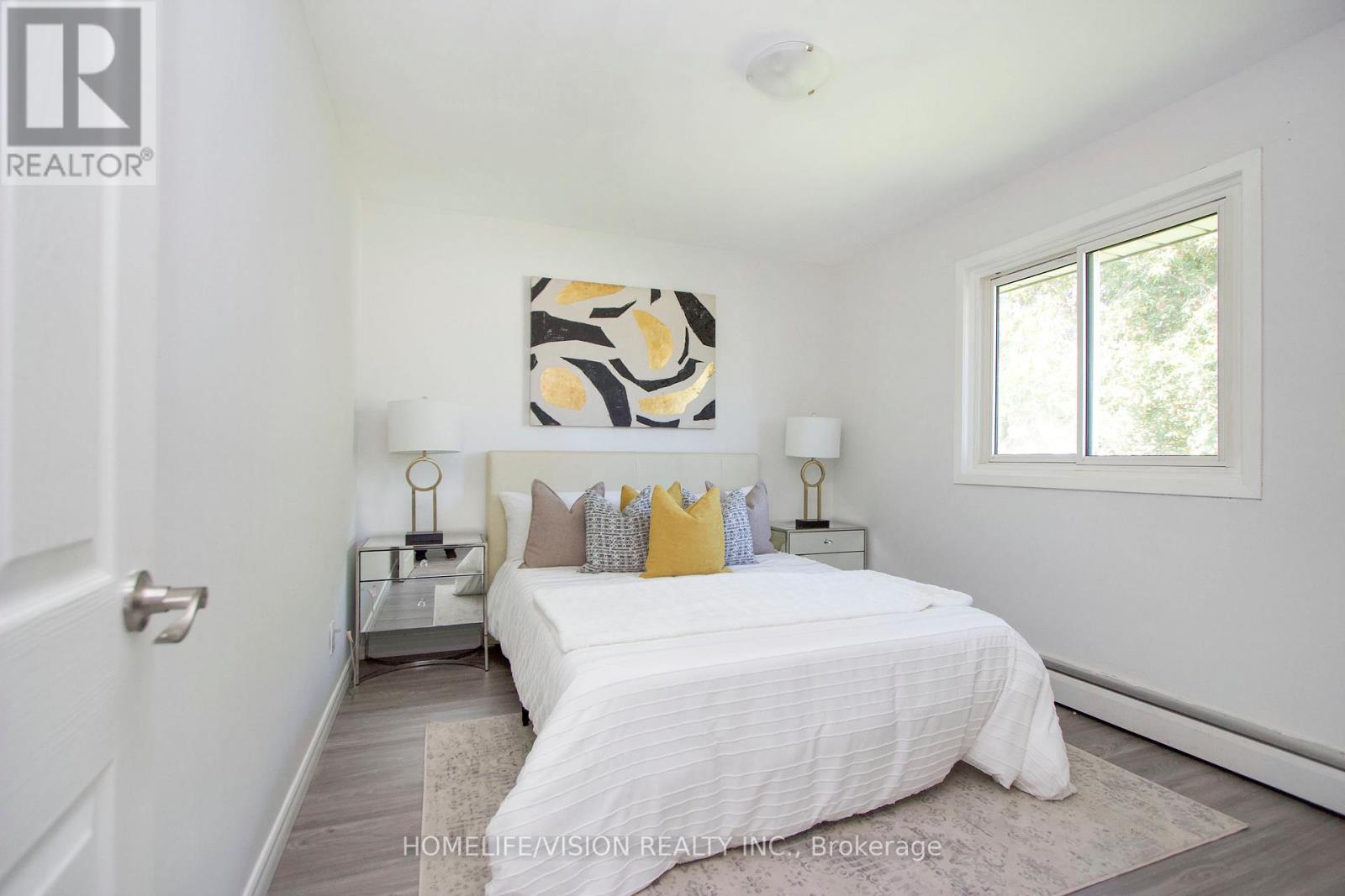 530 DEAN AVENUE - 16