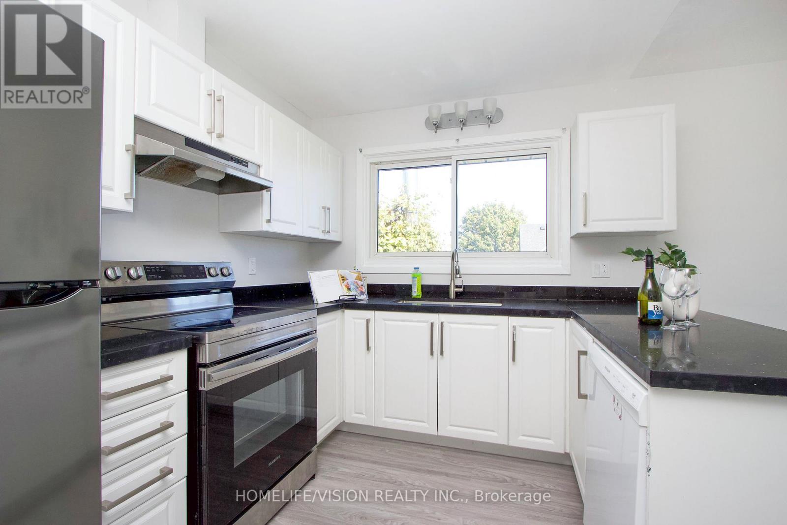 530 DEAN AVENUE - 7