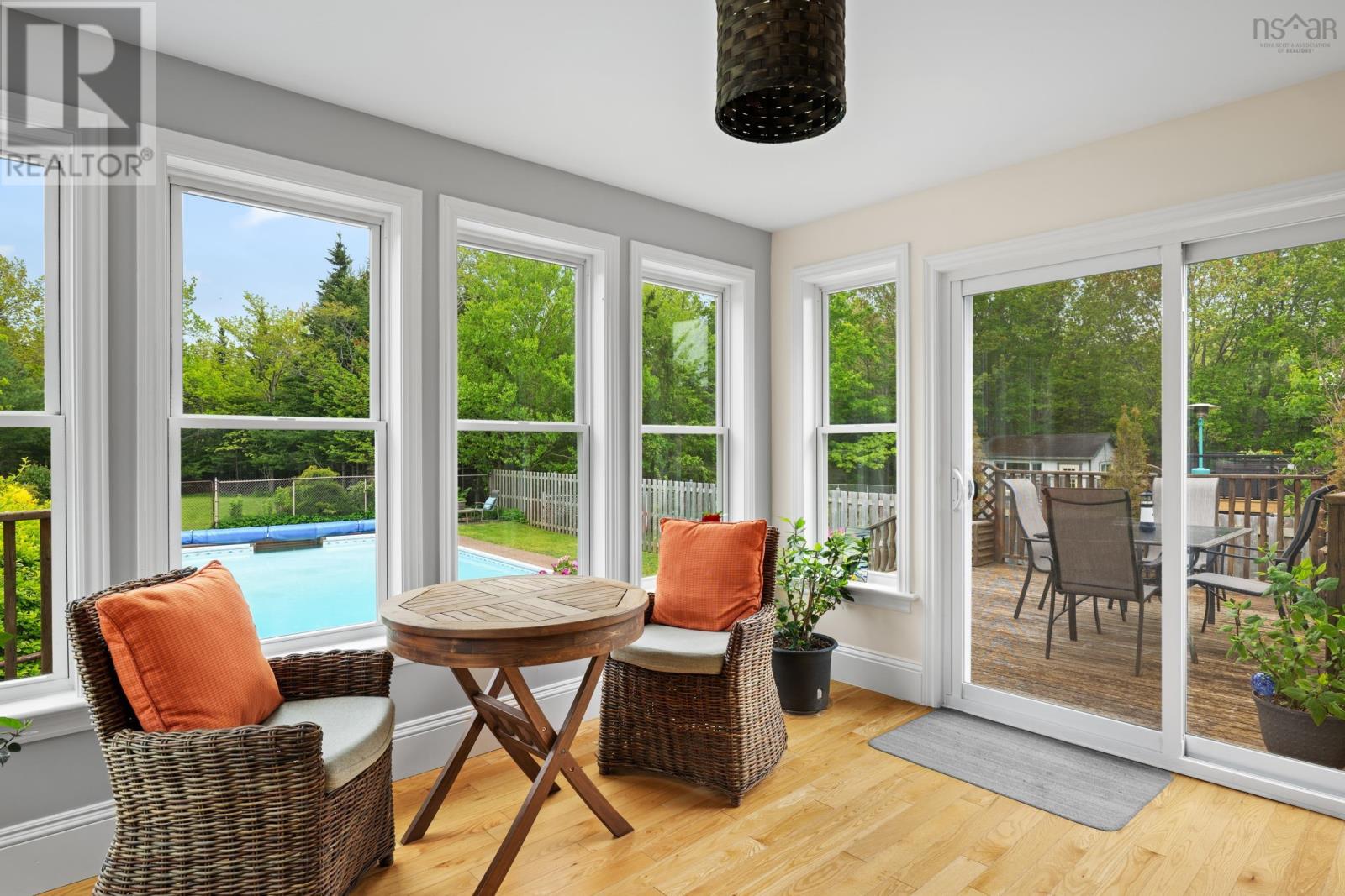 1090 Montague Road - 15