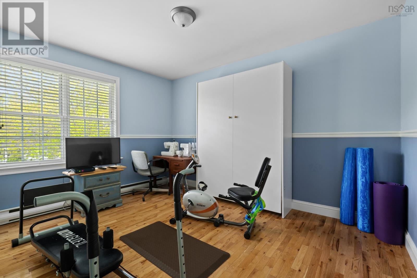 1090 Montague Road - 28
