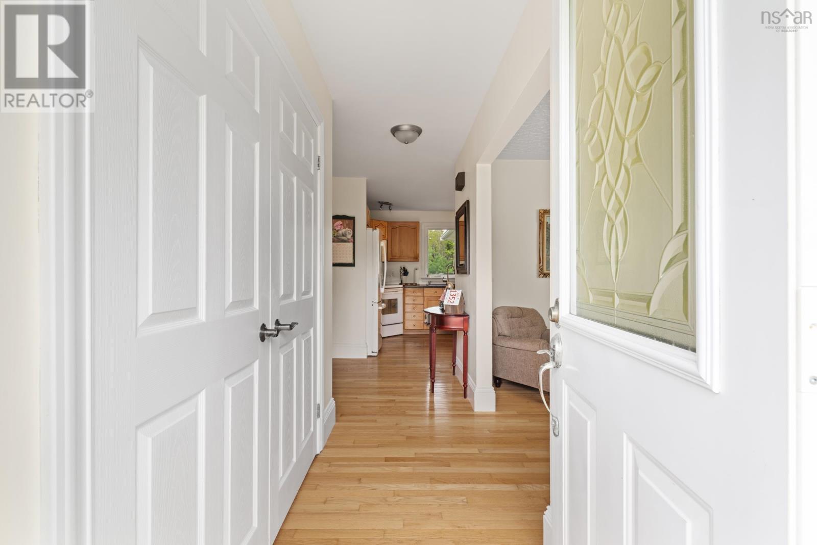 1090 Montague Road - 4