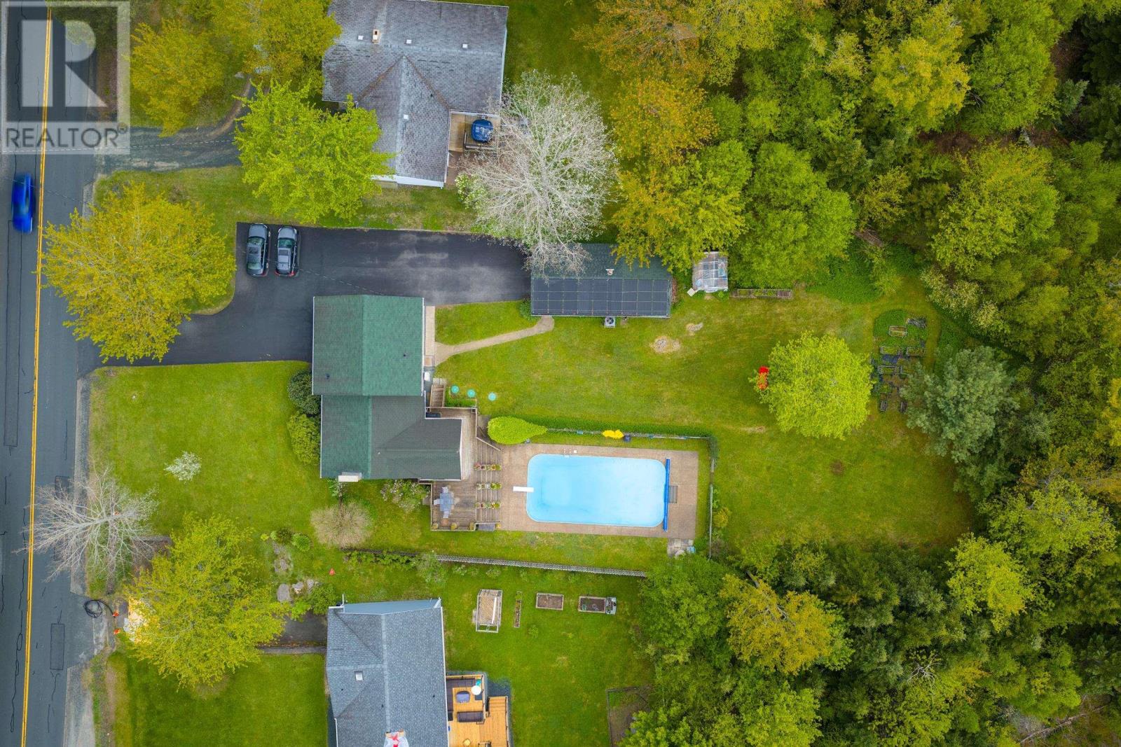 1090 Montague Road - 49