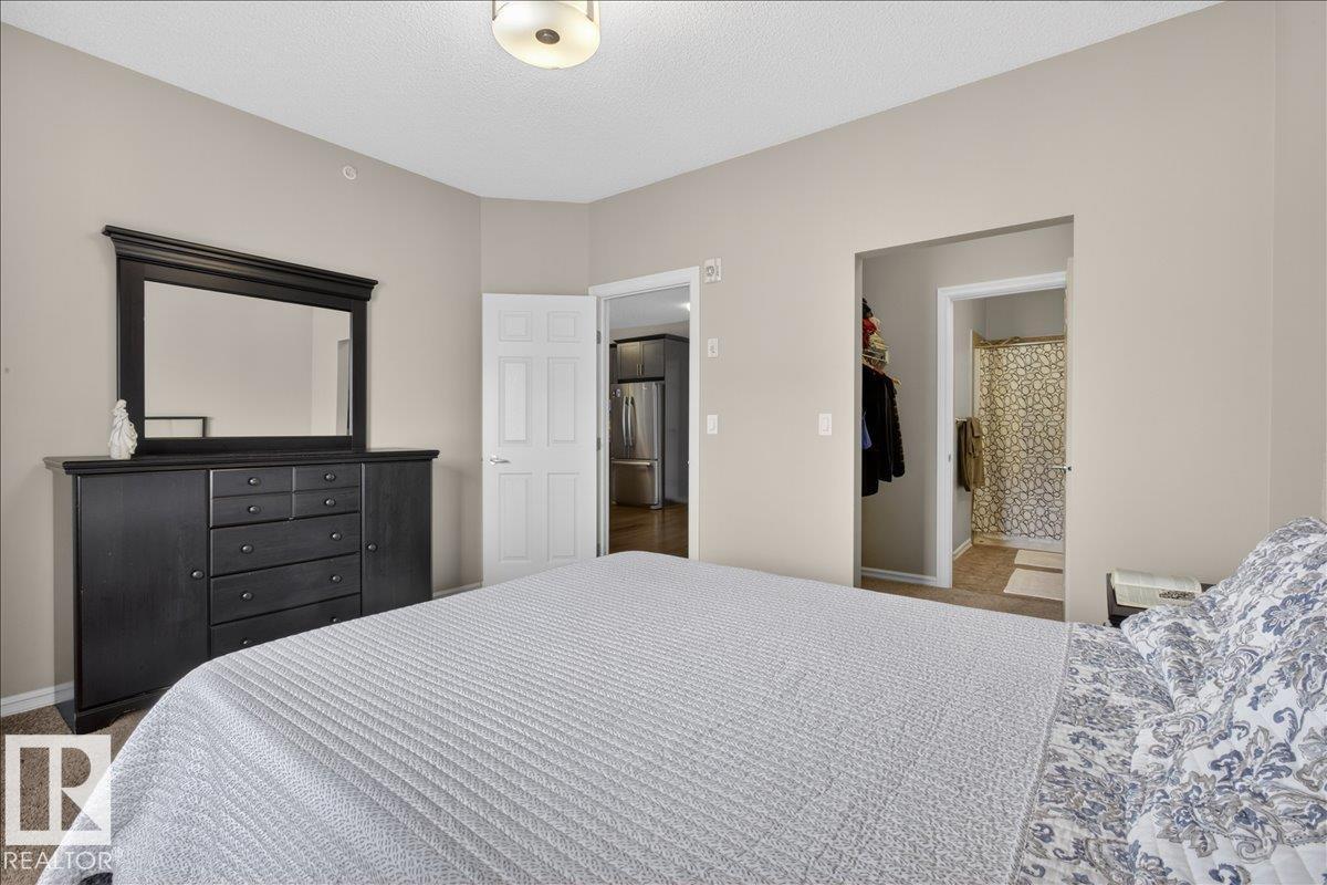 #413 2203 44 AV NW - 18