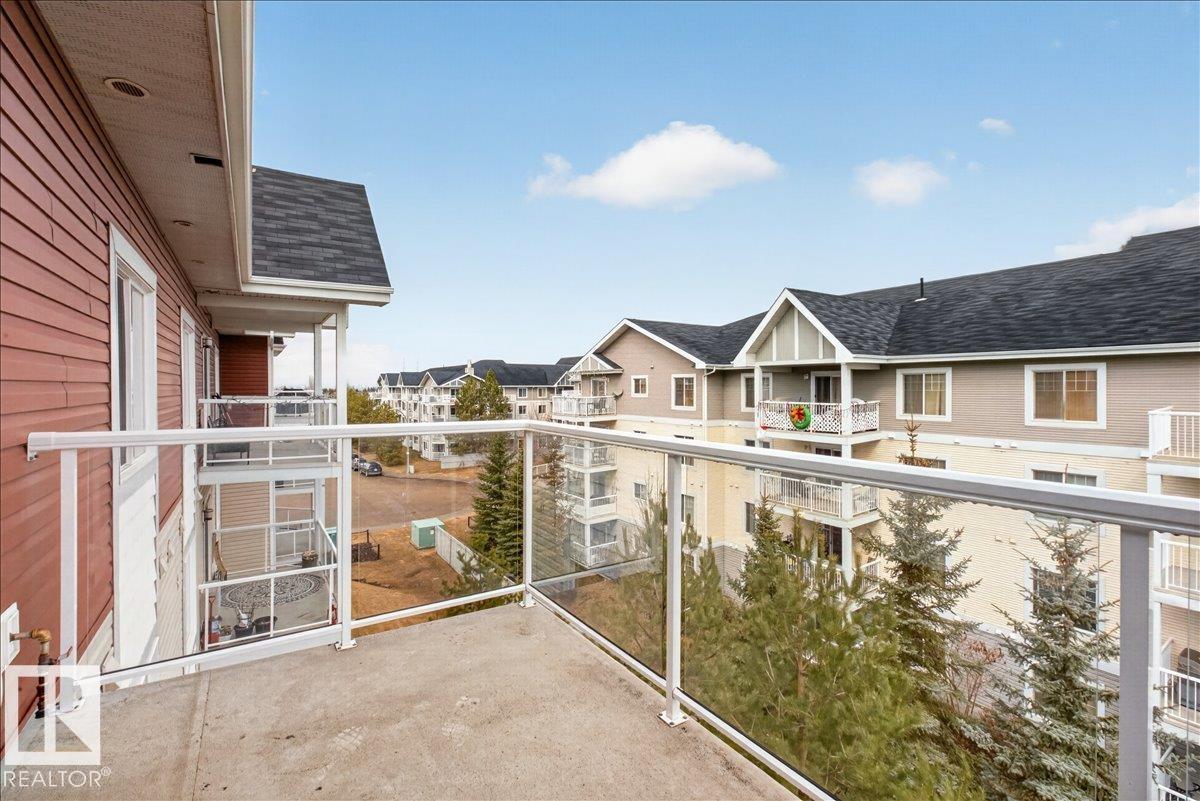 #413 2203 44 AV NW - 23