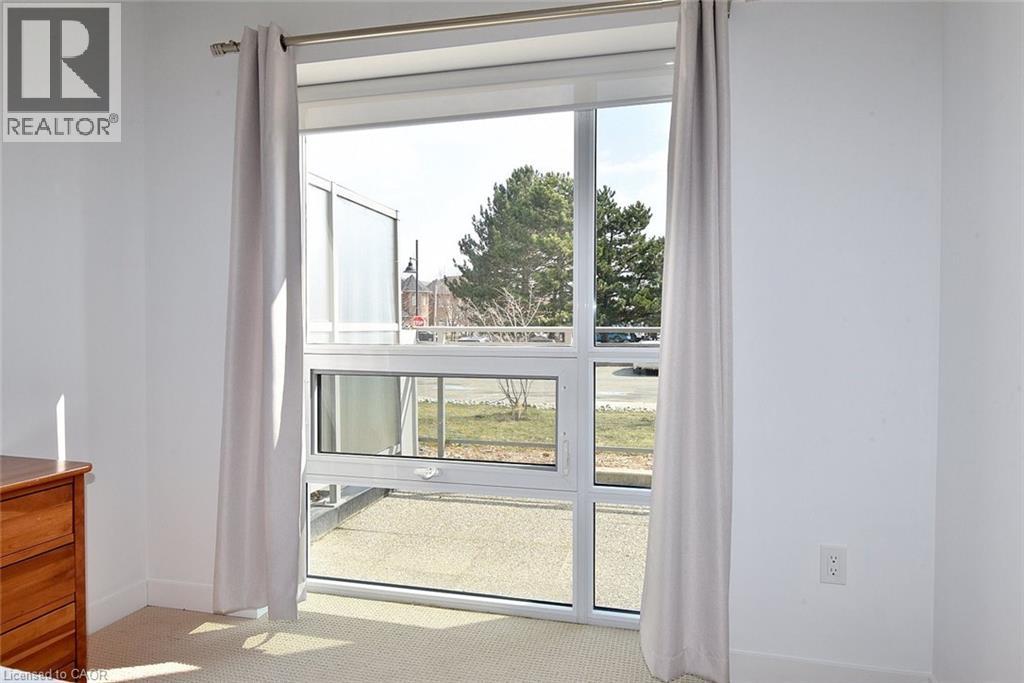#105 4040 UPPER MIDDLE Road - 15
