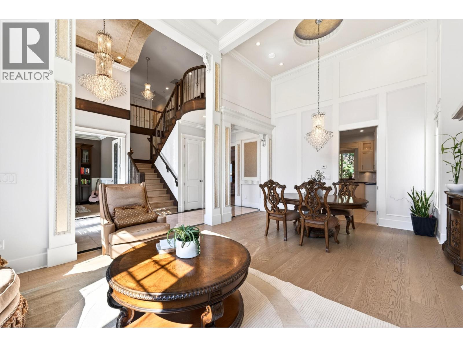 10388 SWINTON Crescent, Richmond