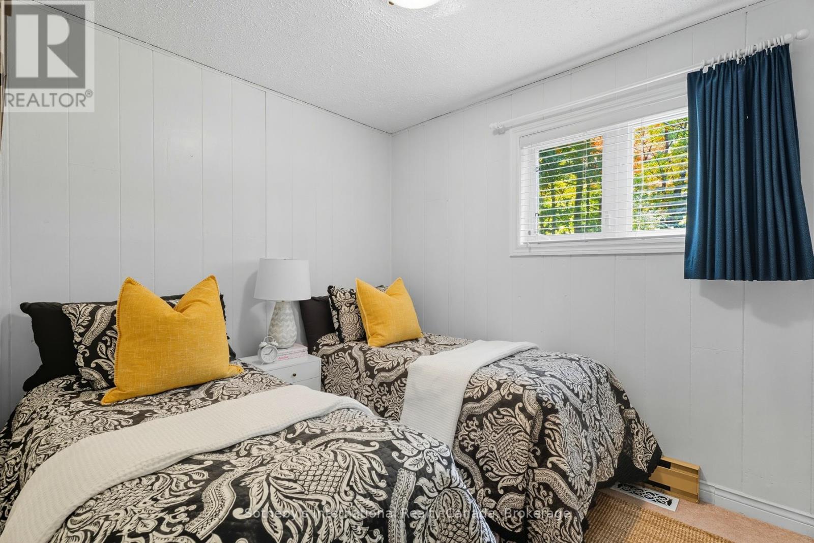 20 FISH ROCK ROAD - 28