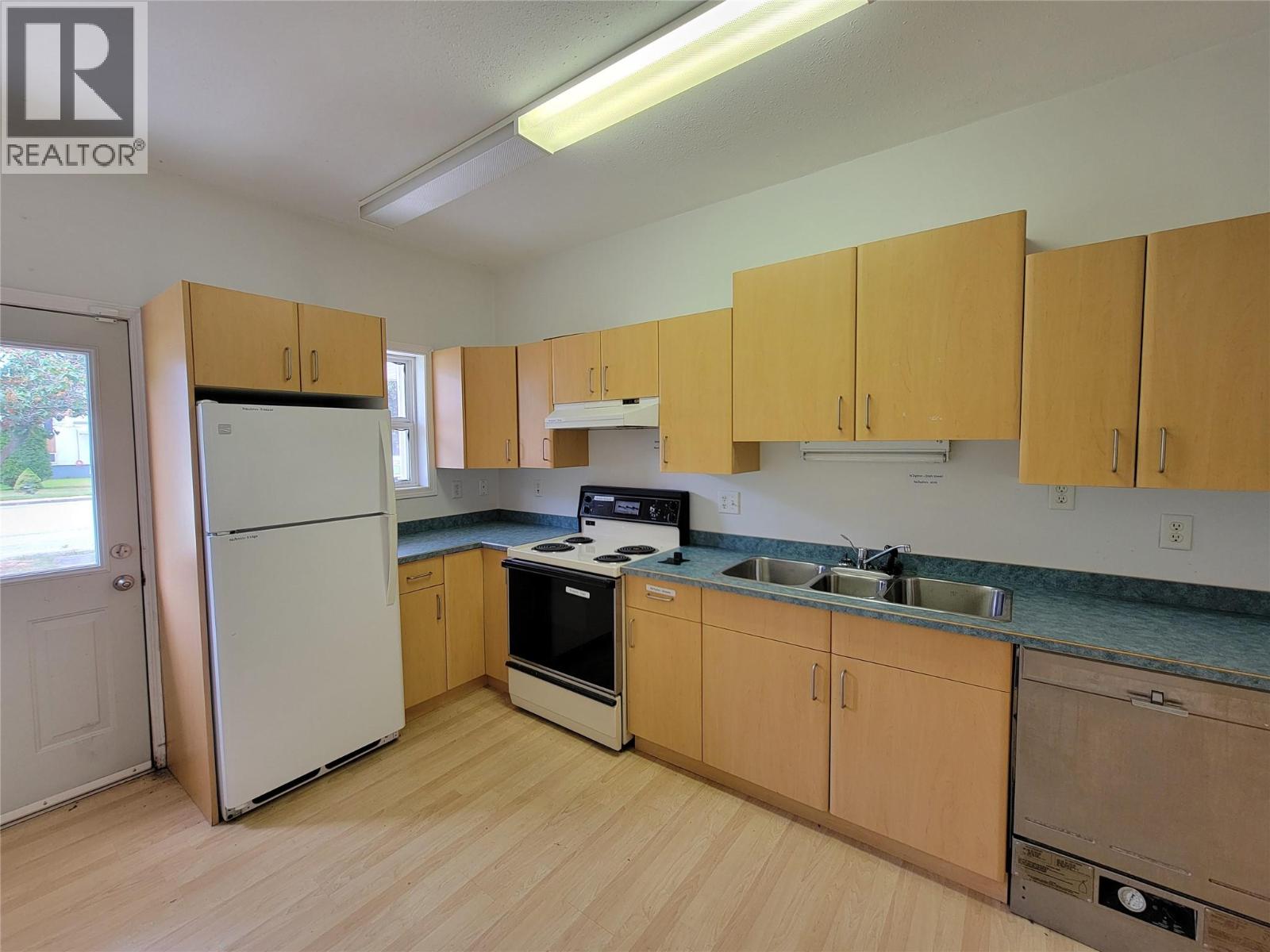 607A 5th Street - 32