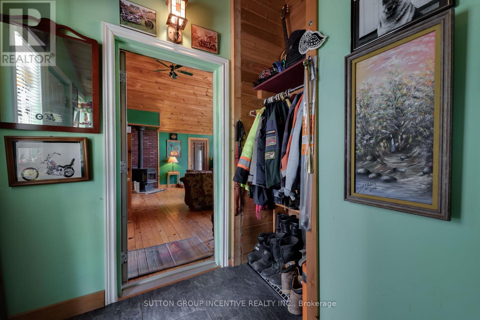 9434 & 9408 11 HWY HIGHWAY - 15