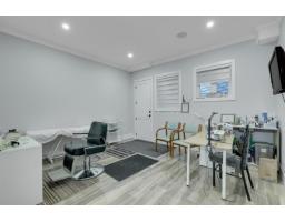 9253 Prince Charles Boulevard, Surrey, BC V3V1S4 Photo 27