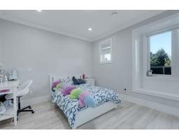 9253 Prince Charles Boulevard, Surrey, BC V3V1S4 Photo 35