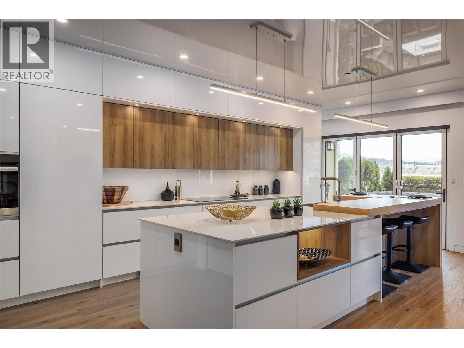 1156 Sunset Drive Unit# 124, Kelowna