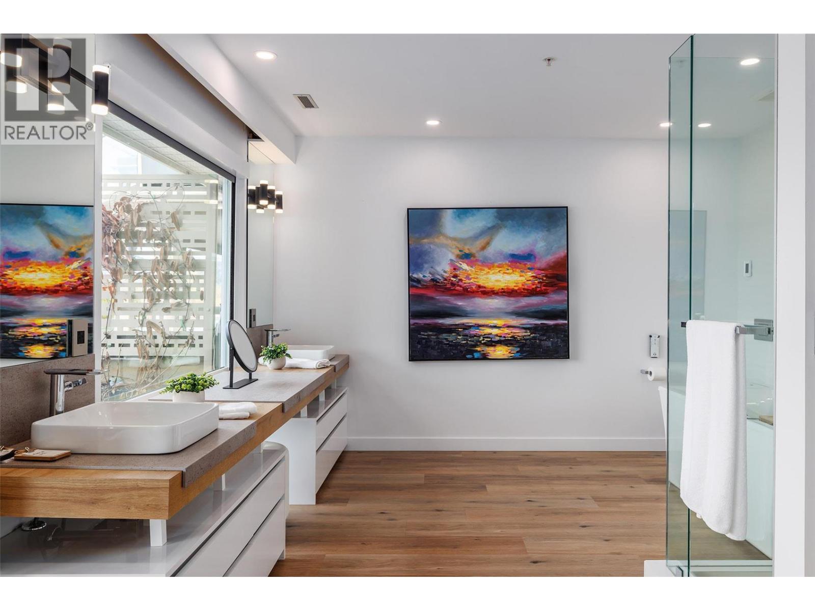 1156 Sunset Drive Unit# 124, Kelowna