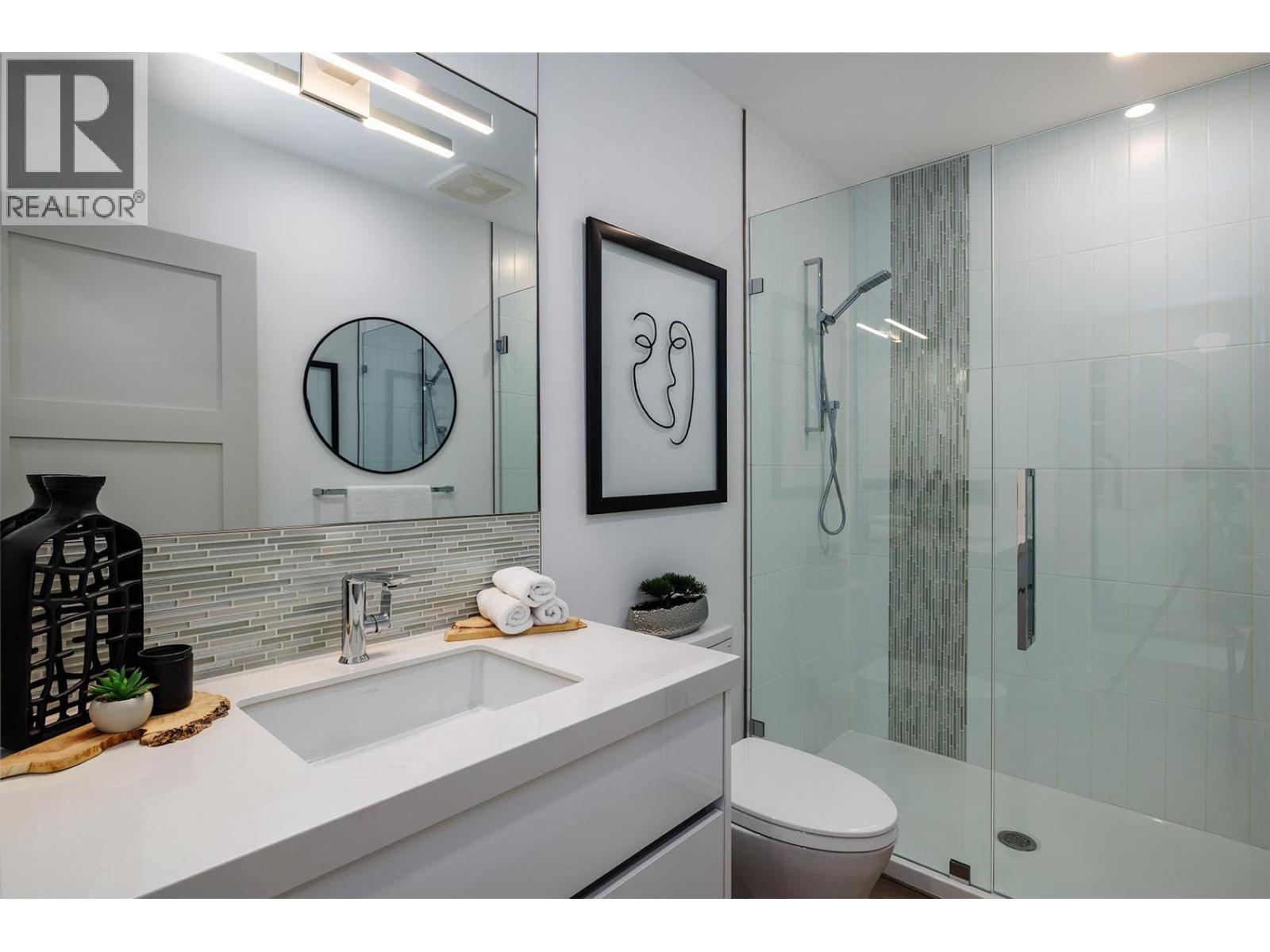 1156 Sunset Drive Unit# 124, Kelowna