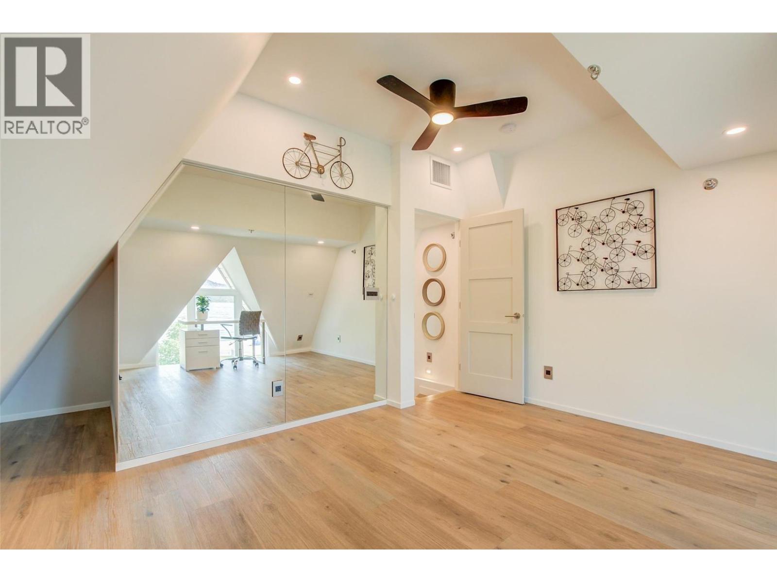 1156 Sunset Drive Unit# 124, Kelowna