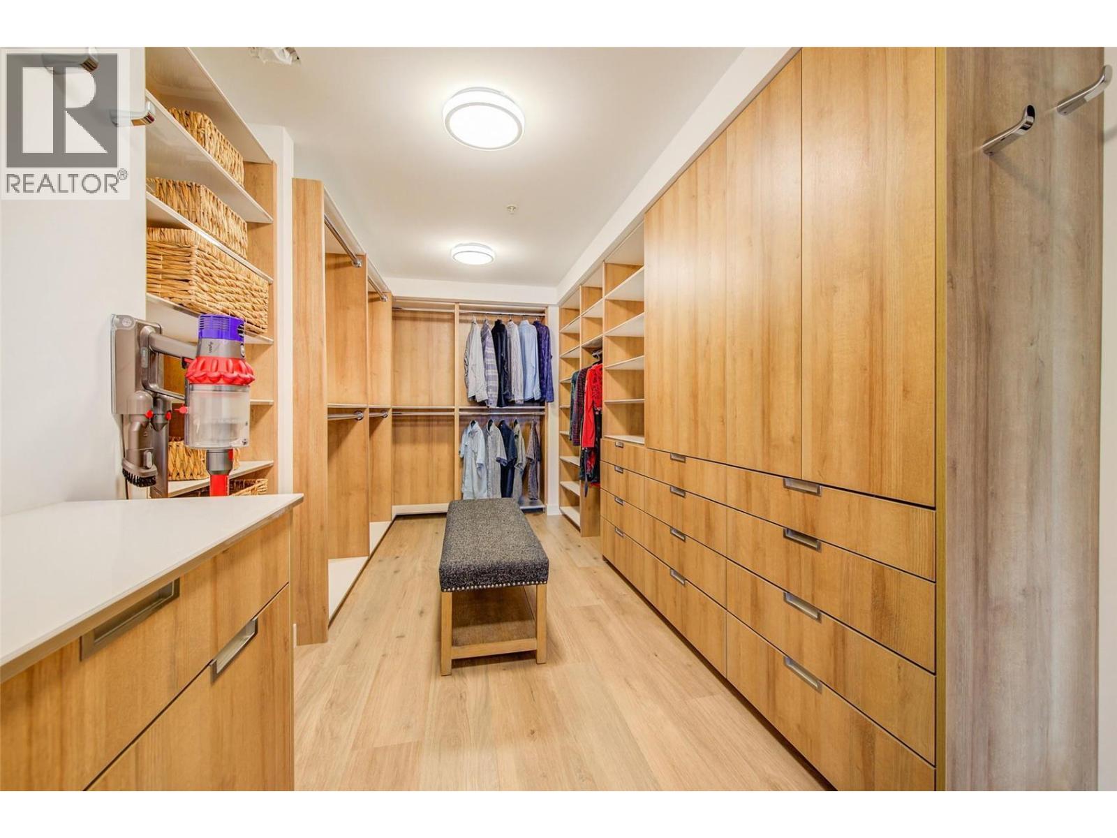 1156 Sunset Drive Unit# 124, Kelowna