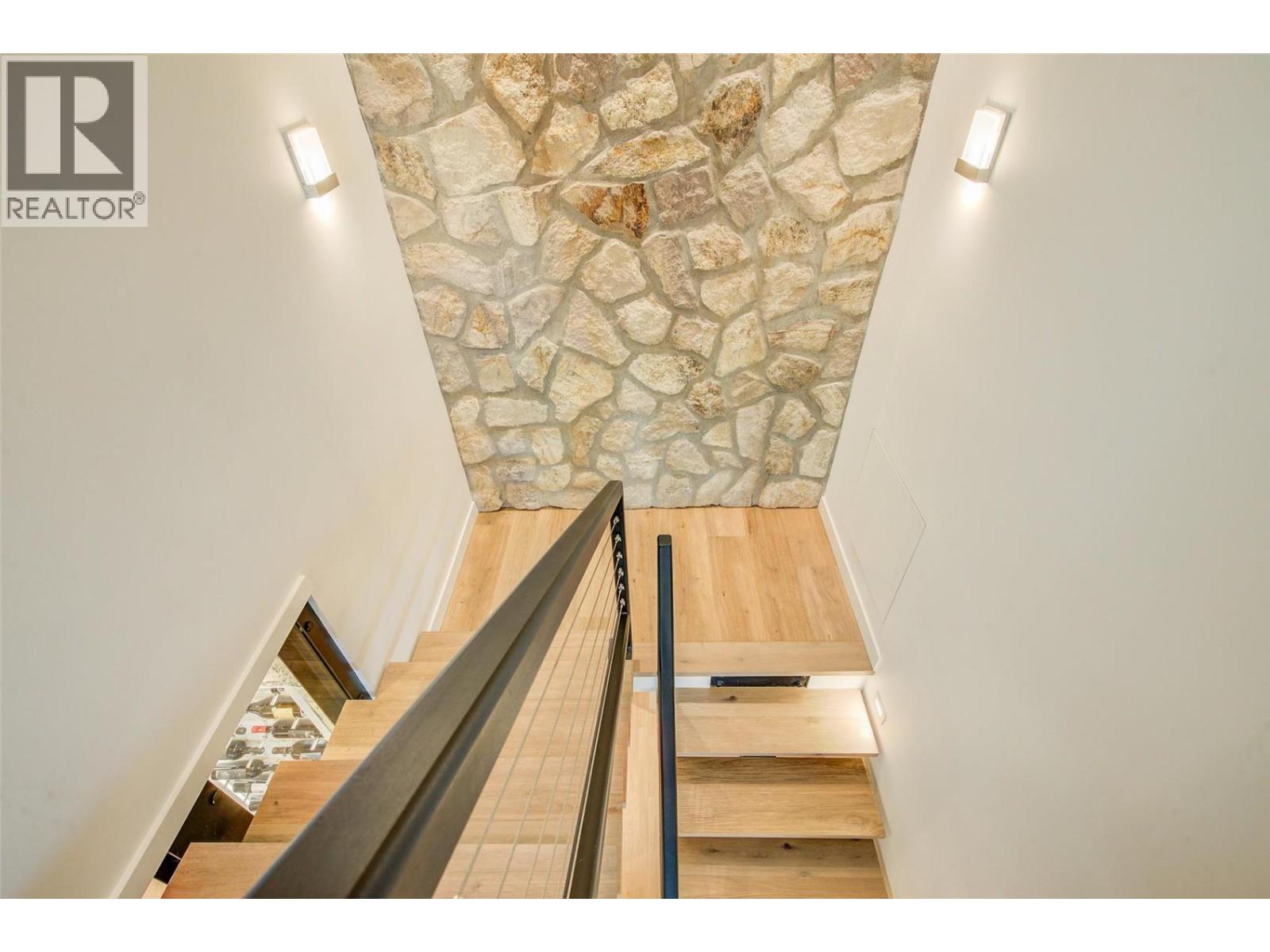 1156 Sunset Drive Unit# 124, Kelowna