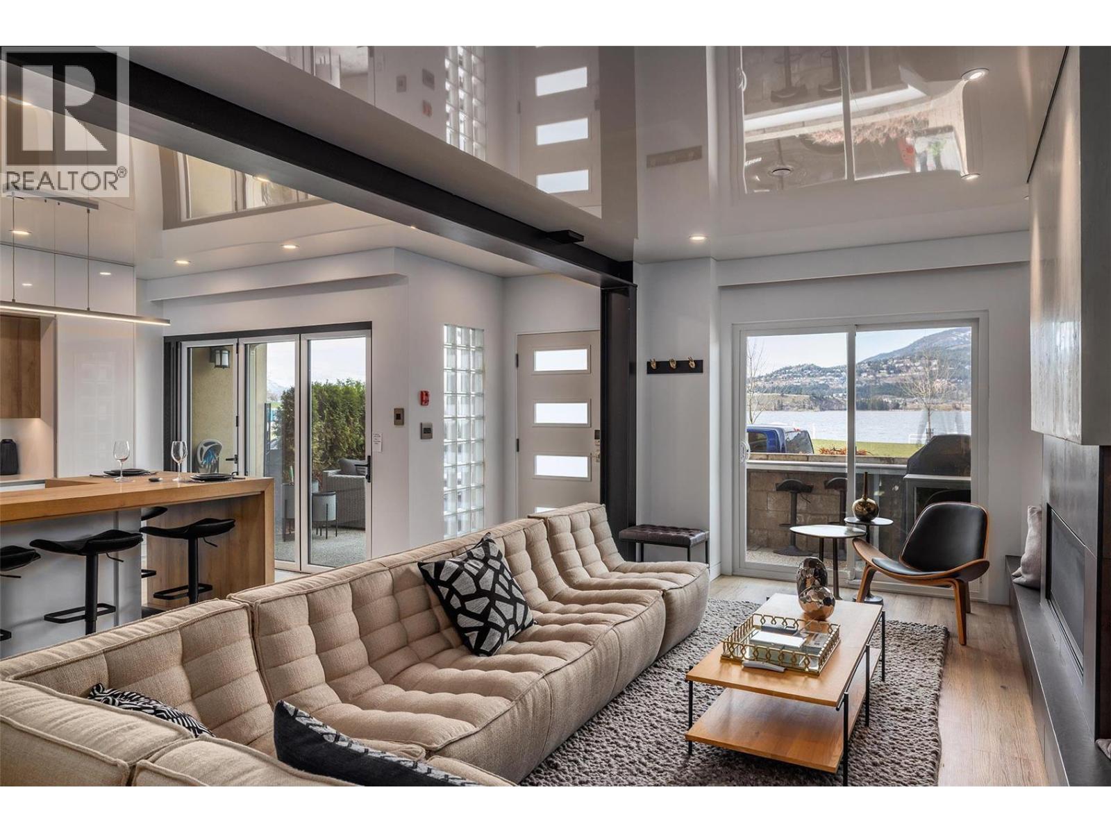 1156 Sunset Drive Unit# 124, Kelowna