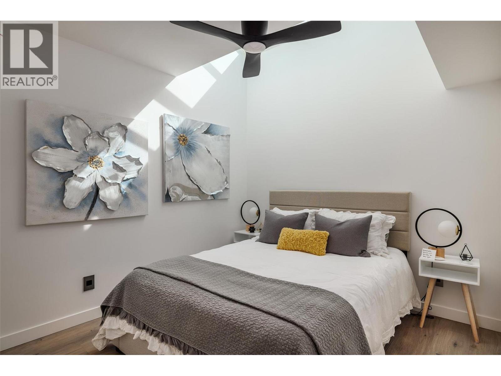 1156 Sunset Drive Unit# 124, Kelowna