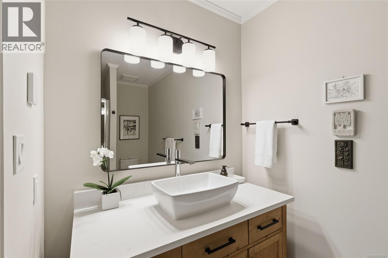 #17 460 Schley Pl - 19