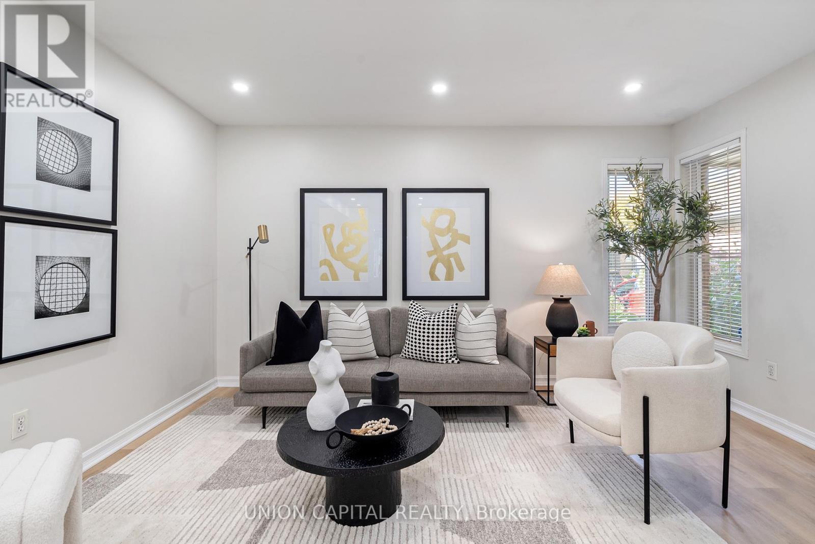 #106 2555 THOMAS STREET - 10