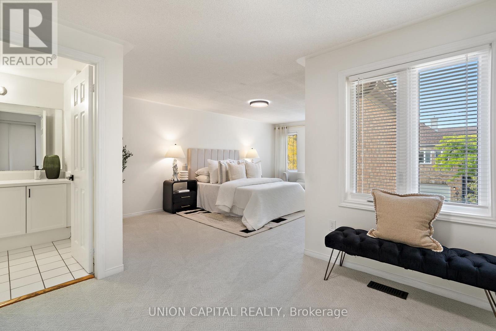 #106 2555 THOMAS STREET - 25