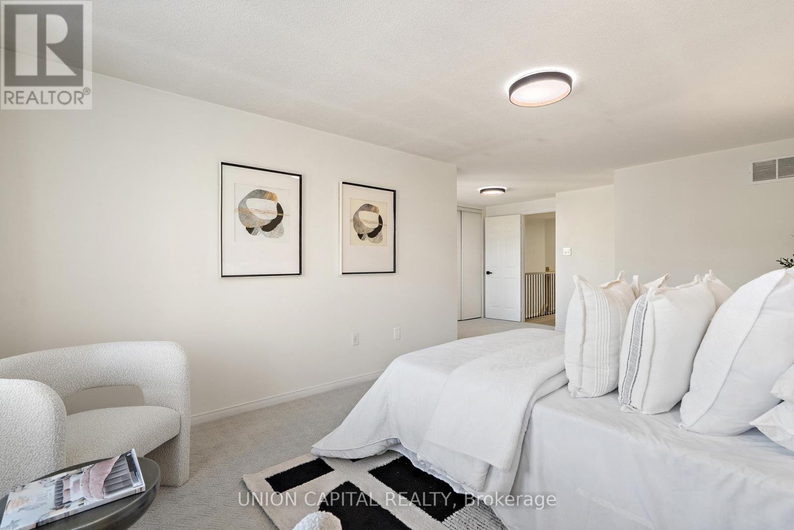 #106 2555 THOMAS STREET - 29