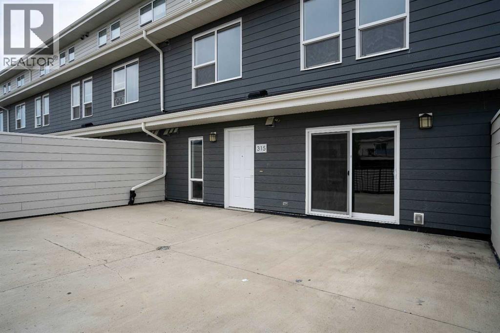 201 Abasand Drive, Fort McMurray