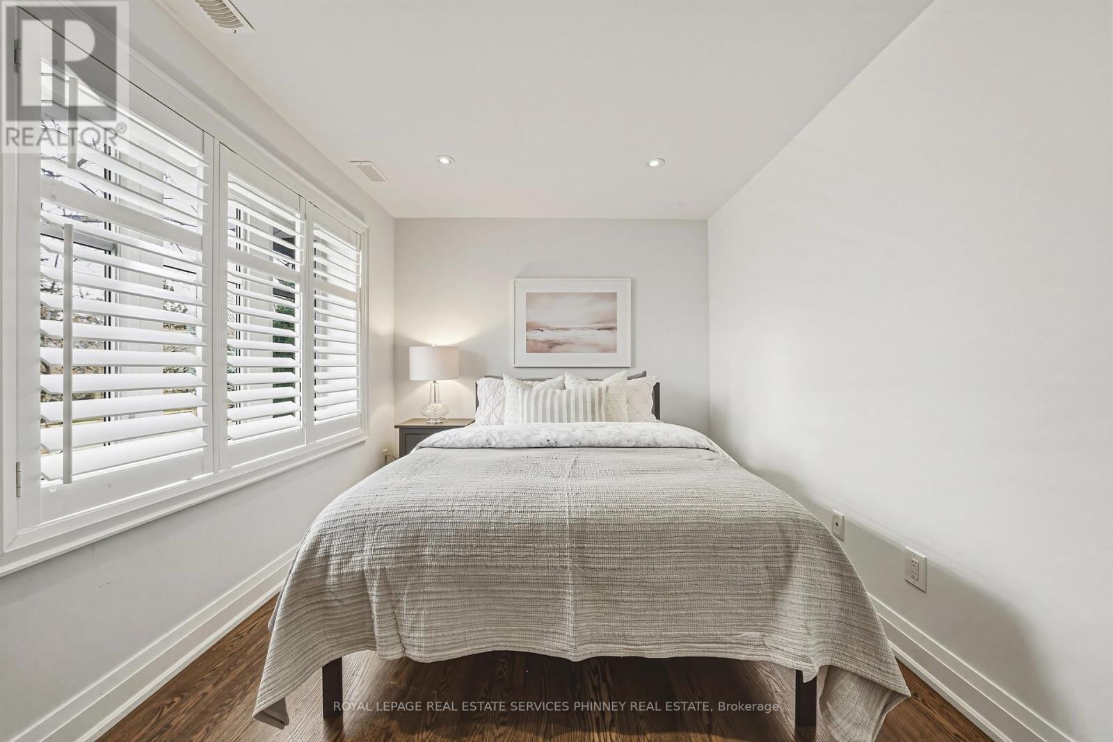52 JOYMAR DRIVE - 29