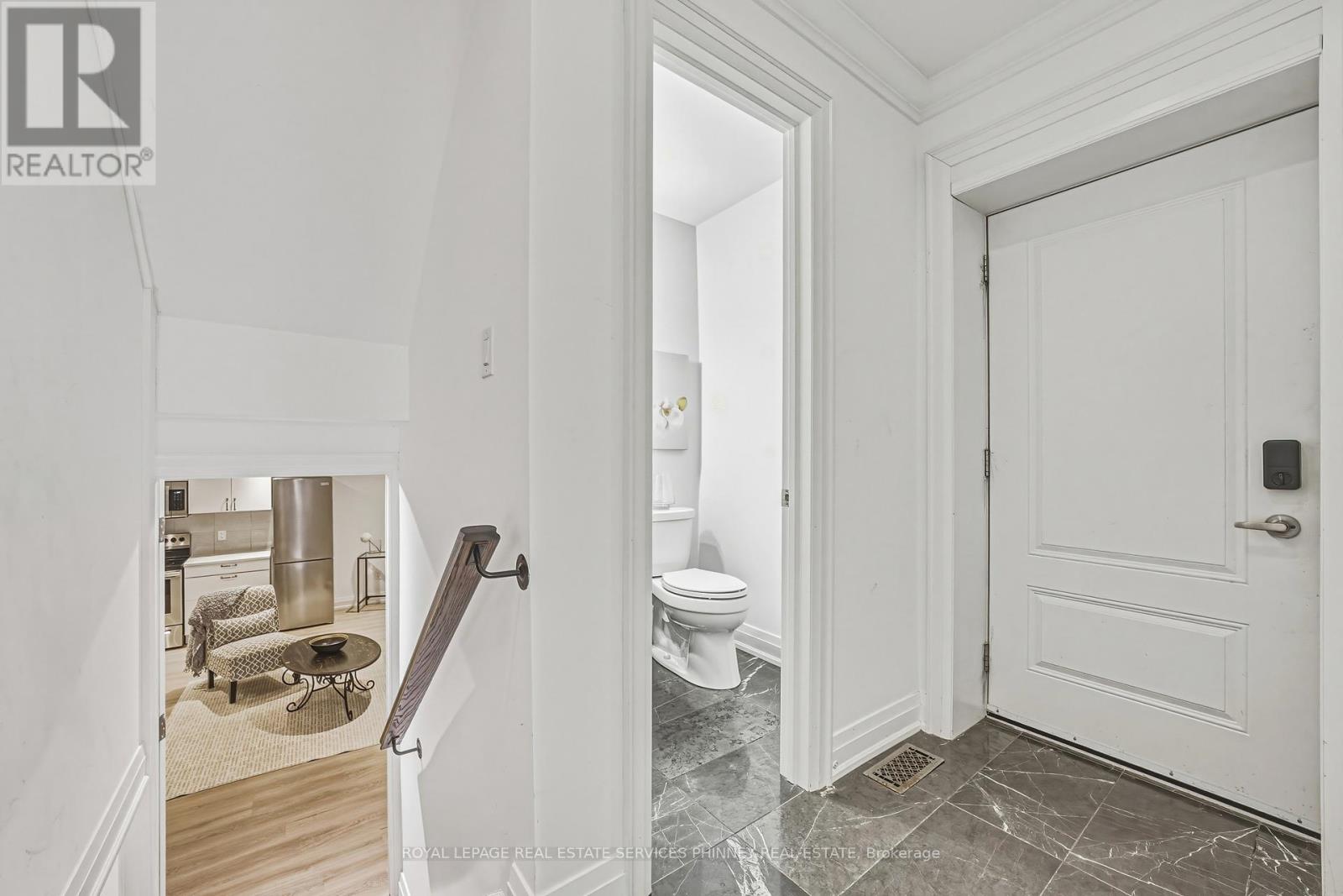 52 JOYMAR DRIVE - 32