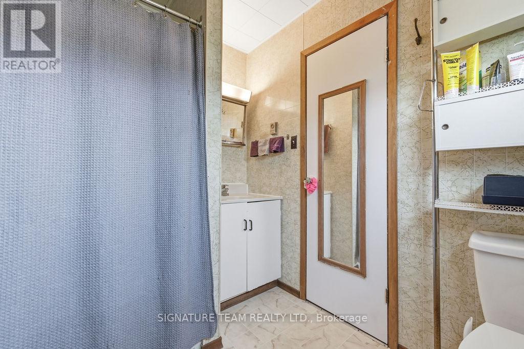 83 FOYMOUNT ROAD - 17