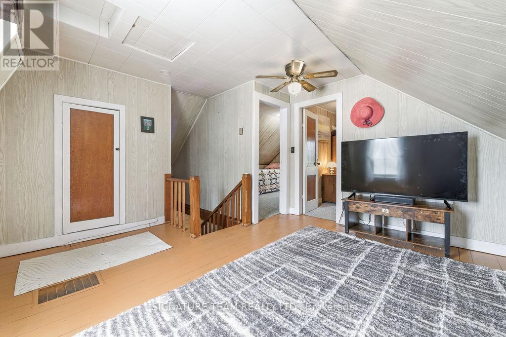 83 FOYMOUNT ROAD - 20