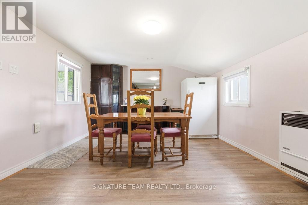 83 FOYMOUNT ROAD - 4
