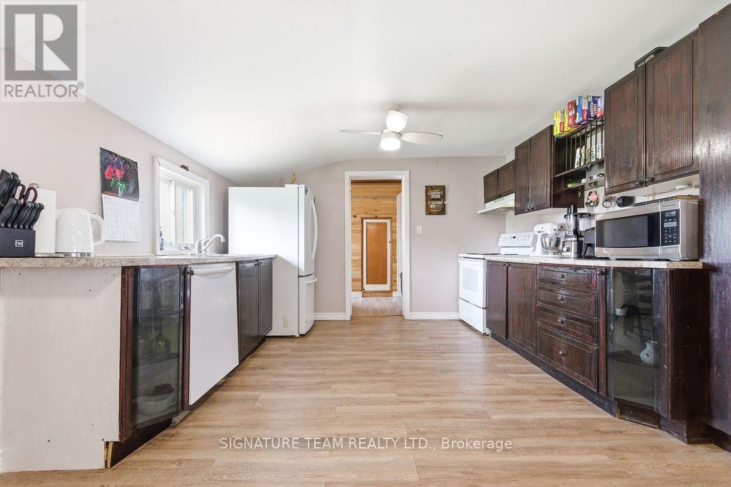 83 FOYMOUNT ROAD - 8