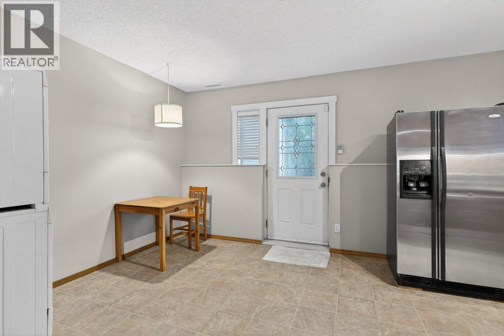 156 Rivercroft Close SE - 35