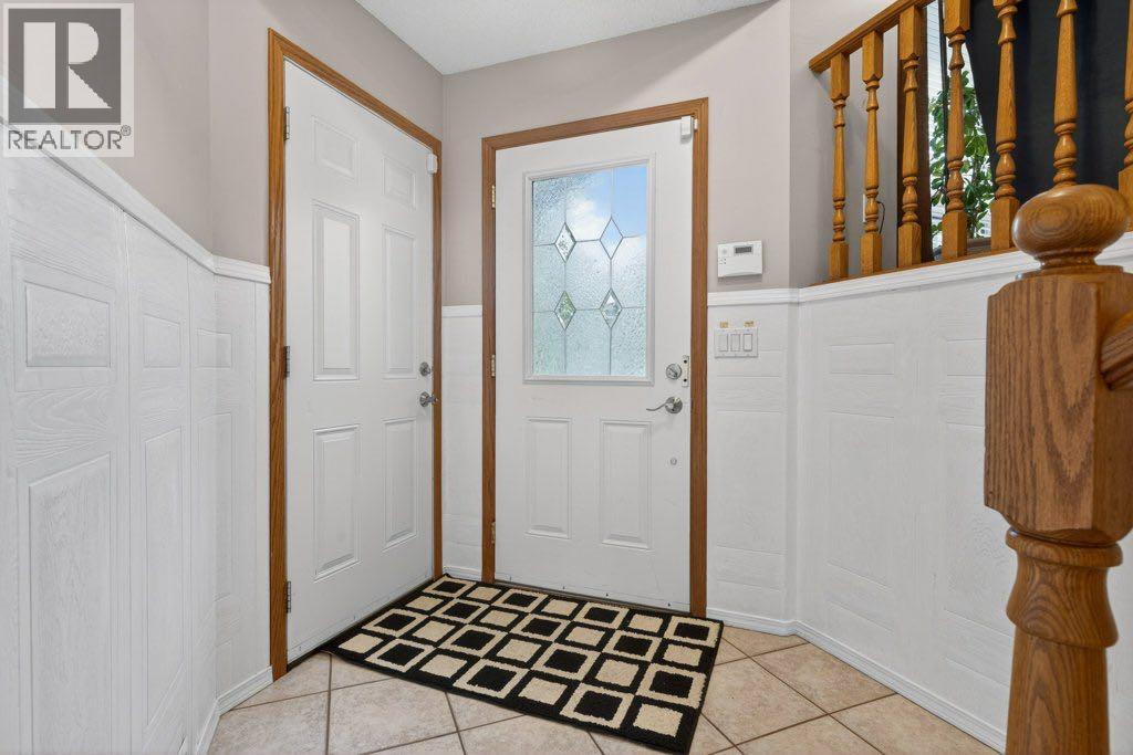 156 Rivercroft Close SE - Image 3
