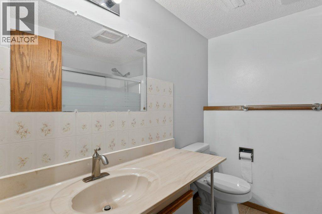 156 Rivercroft Close SE - 42